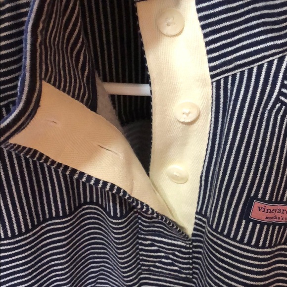 Vineyard vines pullover - Picture 3 of 6